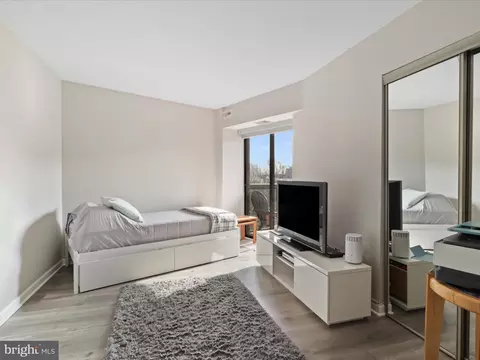 Bedroom - 8380 Greensboro Dr #626, Mclean, VA 22102 photo 6 of 7