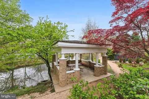 Exterior - 8380 Greensboro Dr #626, Mclean, VA 22102 photo 6 of 10