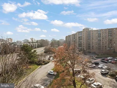Exterior - 8380 Greensboro Dr #626, Mclean, VA 22102 photo 2 of 10