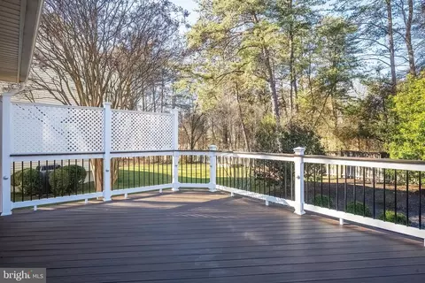 Exterior - 8530 Silverview Dr, Lorton, VA 22079 photo 5 of 17
