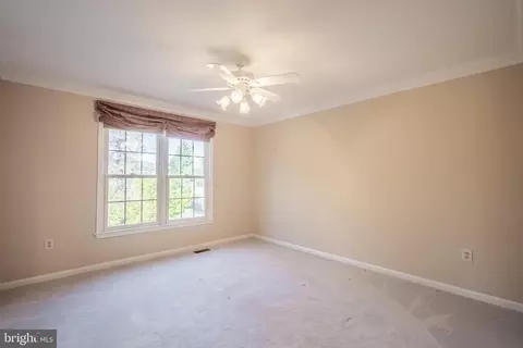 Bedroom - 8530 Silverview Dr, Lorton, VA 22079 photo 6 of 11
