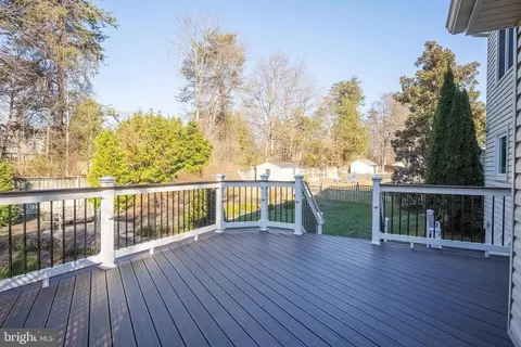 Exterior - 8530 Silverview Dr, Lorton, VA 22079 photo 6 of 17