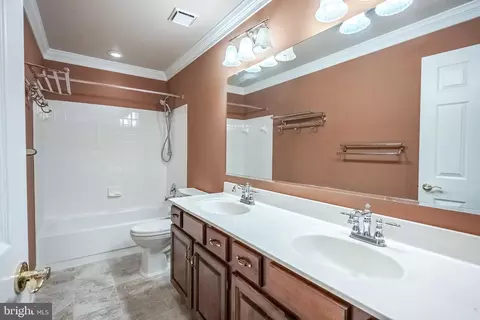 Bath - 8530 Silverview Dr, Lorton, VA 22079 photo 3 of 3