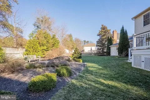 Exterior - 8530 Silverview Dr, Lorton, VA 22079 photo 12 of 17