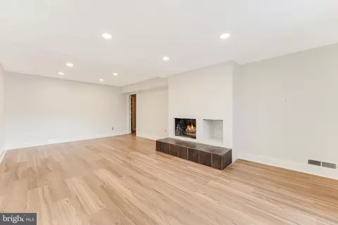 11540 Links Dr, Reston, VA 20190 photo 45