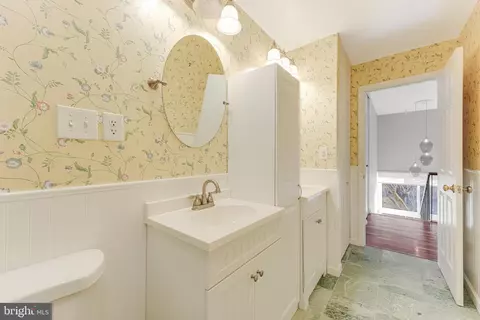 11540 Links Dr, Reston, VA 20190 photo 42