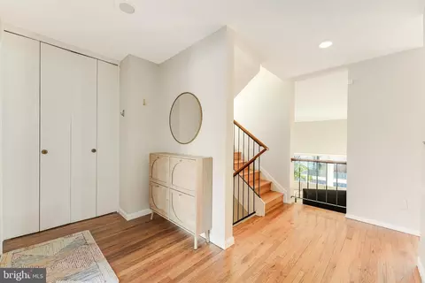 11540 Links Dr, Reston, VA 20190 photo 8