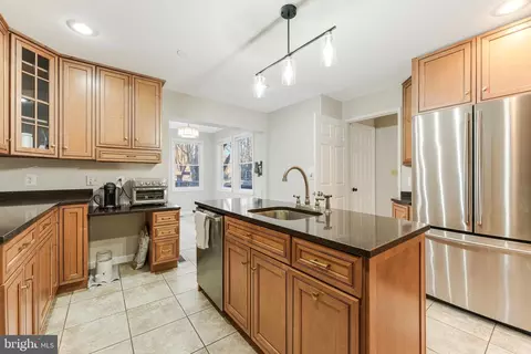 11540 Links Dr, Reston, VA 20190 photo 16