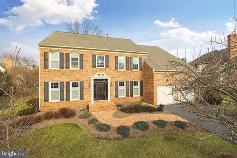 13002 Grey Friars Pl, Herndon, VA 20171