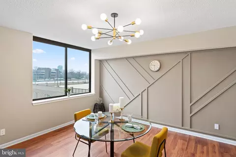 3709 S George Mason Dr #306, Falls Church, VA 22041