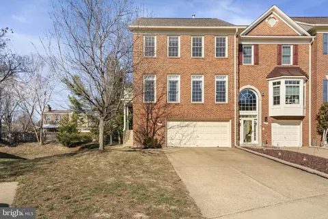 6216 Clara Edward Ter, Alexandria, VA 22310