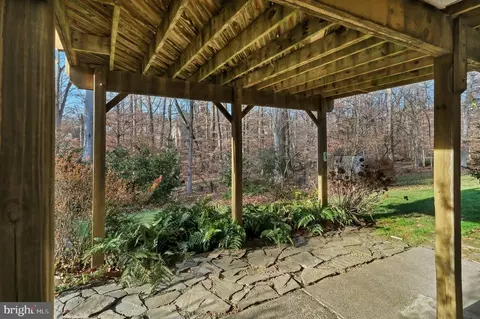 9012 Brook Ford Rd, Burke, VA 22015 photo 26