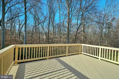 9012 Brook Ford Rd, Burke, VA 22015 photo 11