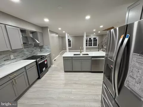 Kitchen - 9022 Rosewall Ct, Springfield, VA 22152 photo 17 of 21