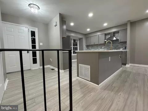 Entry Way - 9022 Rosewall Ct, Springfield, VA 22152 photo 5 of 38