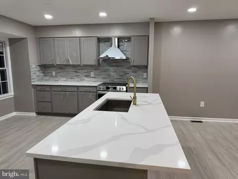 Kitchen - 9022 Rosewall Ct, Springfield, VA 22152 photo 20 of 21