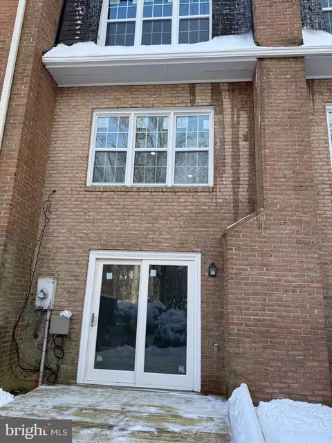 Exterior - 9022 Rosewall Ct, Springfield, VA 22152 photo 7 of 8
