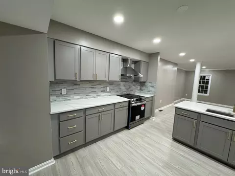 Kitchen - 9022 Rosewall Ct, Springfield, VA 22152 photo 16 of 21