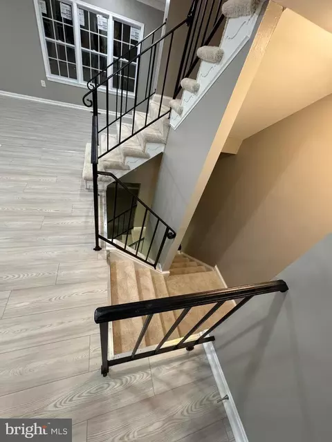 Entry Way - 9022 Rosewall Ct, Springfield, VA 22152 photo 33 of 38
