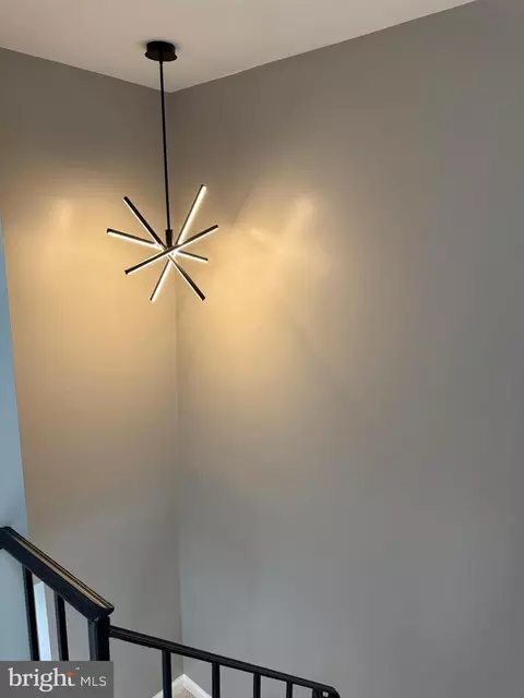 Entry Way - 9022 Rosewall Ct, Springfield, VA 22152 photo 18 of 38