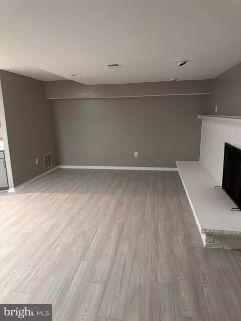 Living - 9022 Rosewall Ct, Springfield, VA 22152 photo 7 of 15