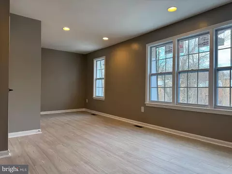 Living - 9022 Rosewall Ct, Springfield, VA 22152 photo 4 of 15