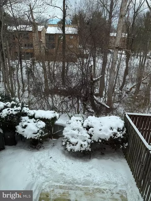 Exterior - 9022 Rosewall Ct, Springfield, VA 22152 photo 3 of 8