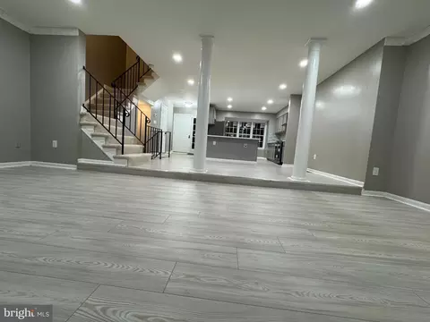 Entry Way - 9022 Rosewall Ct, Springfield, VA 22152 photo 6 of 38