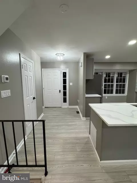 Entry Way - 9022 Rosewall Ct, Springfield, VA 22152 photo 7 of 38
