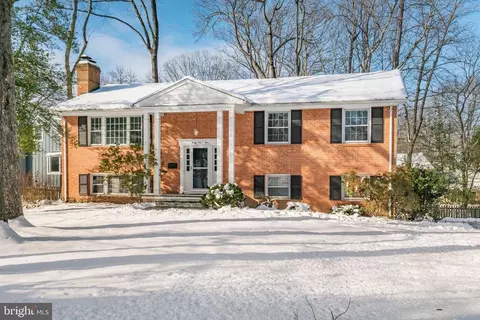 3604 Gawaine Ct, Annandale, VA 22003
