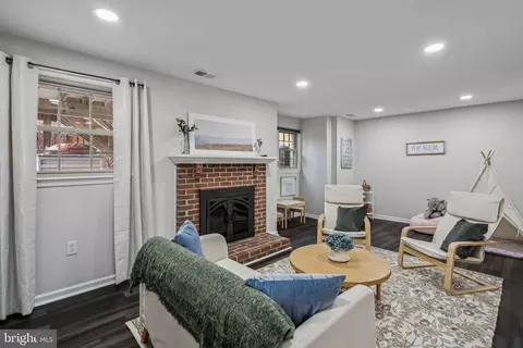 8410 Millwood Dr, Springfield, VA 22152 photo 32