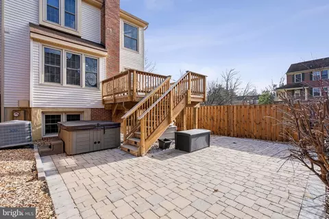 8410 Millwood Dr, Springfield, VA 22152 photo 17