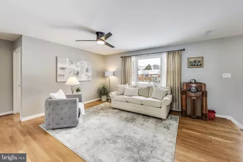 7112 Kerr Dr, Springfield, VA 22150 photo 8