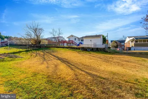 7112 Kerr Dr, Springfield, VA 22150 photo 43