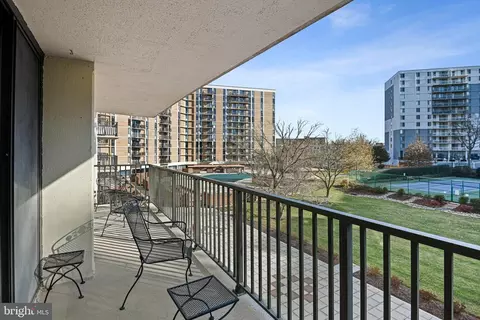 6800 Fleetwood Rd #320, Mclean, VA 22101 photo 34