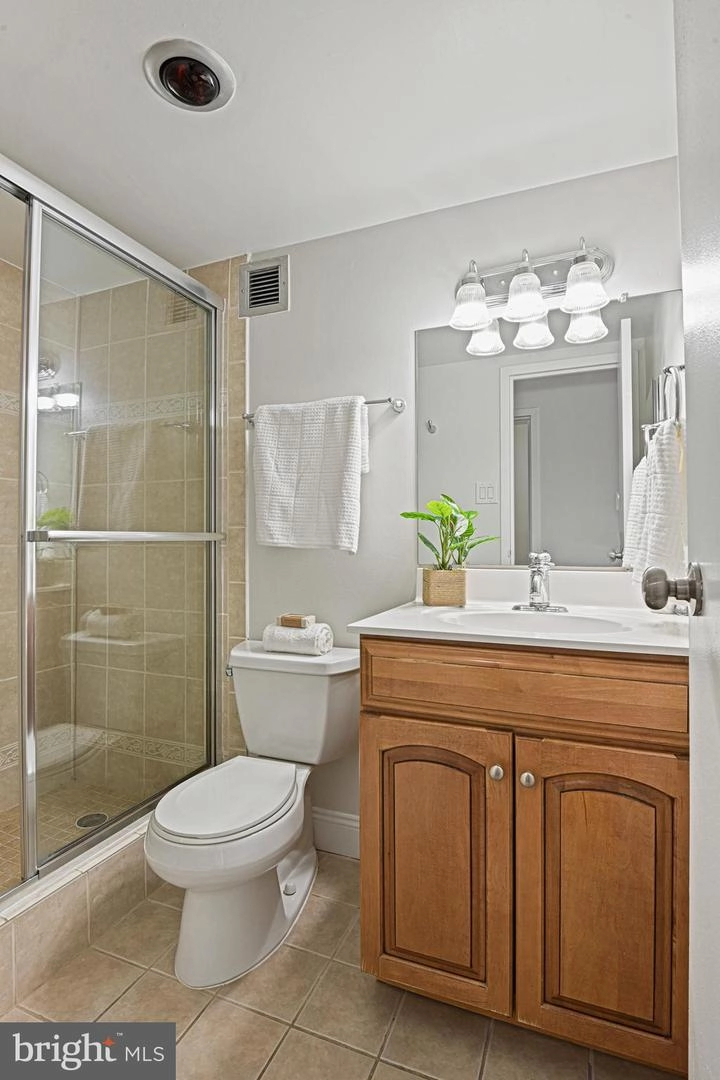 6800 Fleetwood Rd #320, Mclean, VA 22101 photo 22