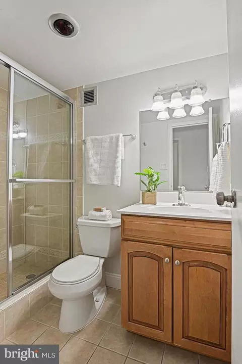 6800 Fleetwood Rd #320, Mclean, VA 22101 photo 22