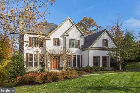 7004 Green Oak Dr, Mclean, VA 22101 photo 1