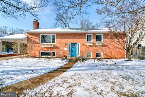 2532 Remington St, Falls Church, VA 22046