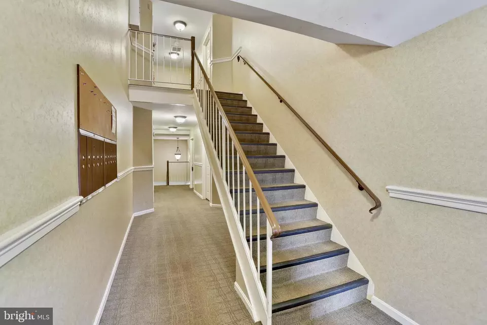 Entry Way - 5837 Cove Landing Rd #304, Burke, VA 22015 photo 1 of 3