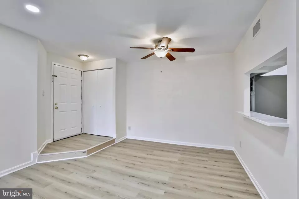 Other - 5837 Cove Landing Rd #304, Burke, VA 22015 photo 3 of 8