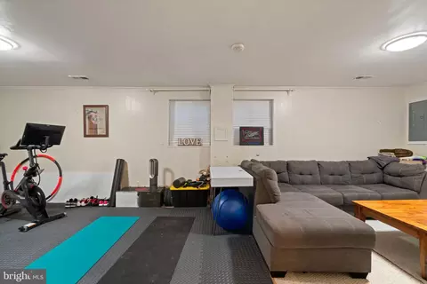 5934 Seabright Rd, Springfield, VA 22152 photo 32
