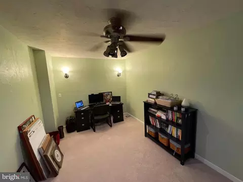 5934 Seabright Rd, Springfield, VA 22152 photo 18