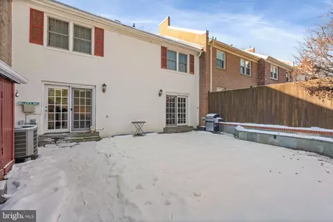 5934 Seabright Rd, Springfield, VA 22152 photo 6