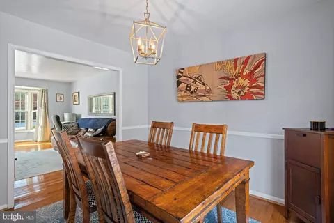 5934 Seabright Rd, Springfield, VA 22152 photo 12