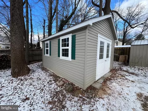 Other - 7932 Gambrill Ct, Springfield, VA 22153 photo 7 of 10