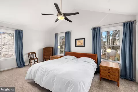 Bedroom - 7932 Gambrill Ct, Springfield, VA 22153 photo 3 of 5
