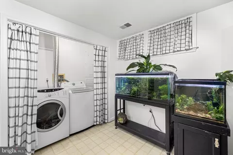 Other - 7932 Gambrill Ct, Springfield, VA 22153 photo 6 of 10