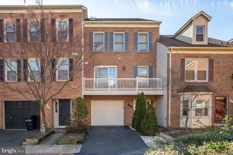 7535 Chrisland Cv, Falls Church, VA 22042
