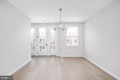 4767 Sully Point Ln, Chantilly, VA 20151 photo 5